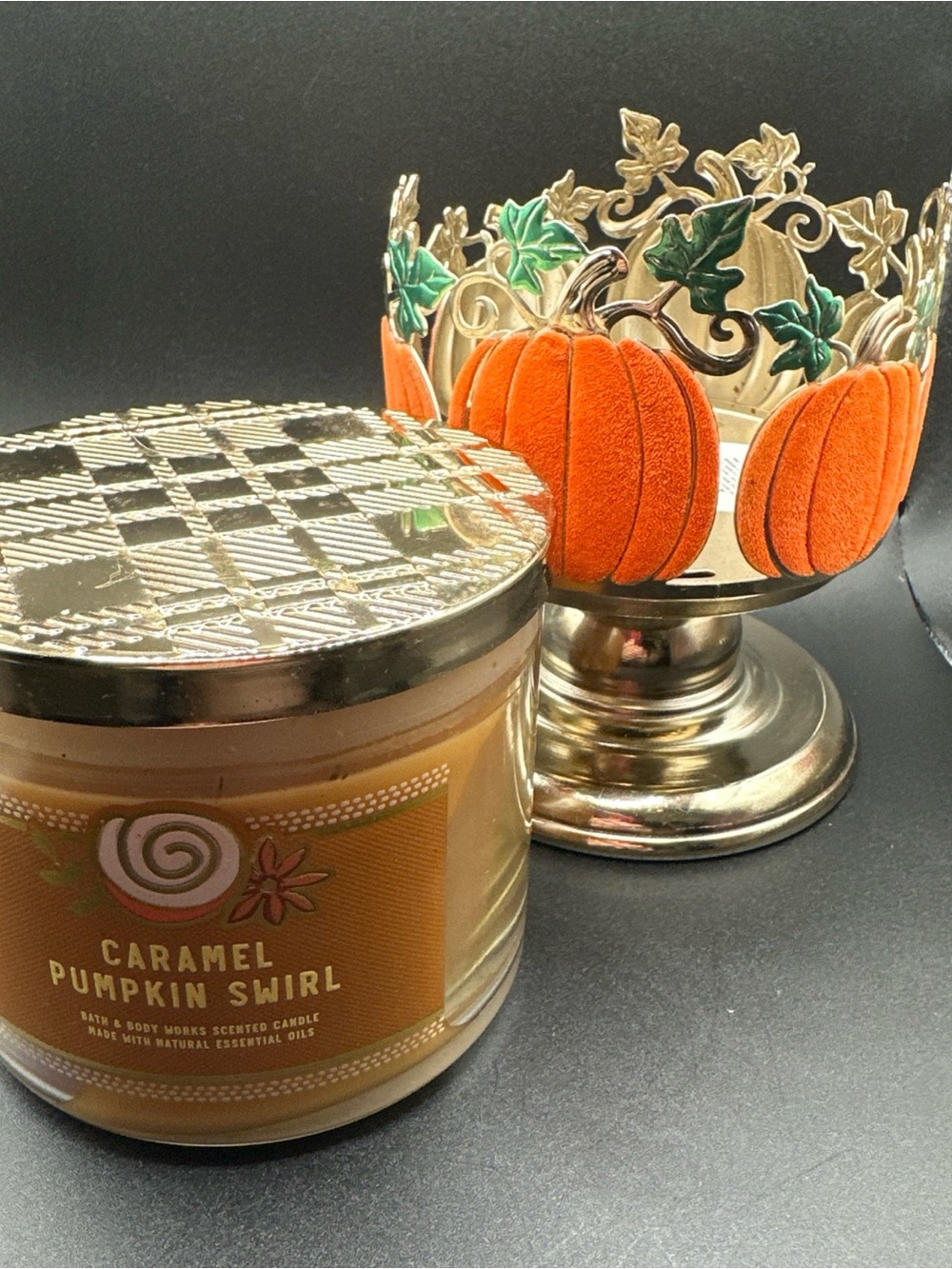 Bath & Body Works Caramel Pumpkin Swirl 3-Wick Candle & Pumpkin Holder Set - Picture 3 of 6